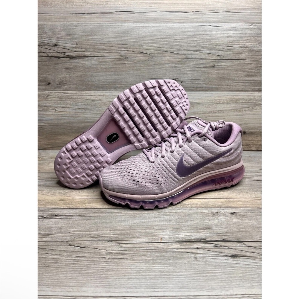 NWT Women's Nike Air Max 2017 Plum Fog Purple Running Shoes